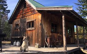 Maple Heart Ranch Holiday Home Shawnigan Lake Canada